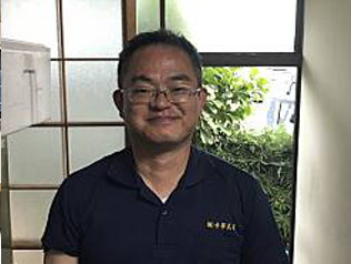 歩夢美装、スタッフ、山内